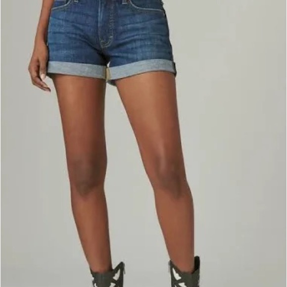 💥PRICE⬇️ 
LUCKY BRAND • Jean Shorts w/Rips • sz 8/29 - Picture 3 of 13